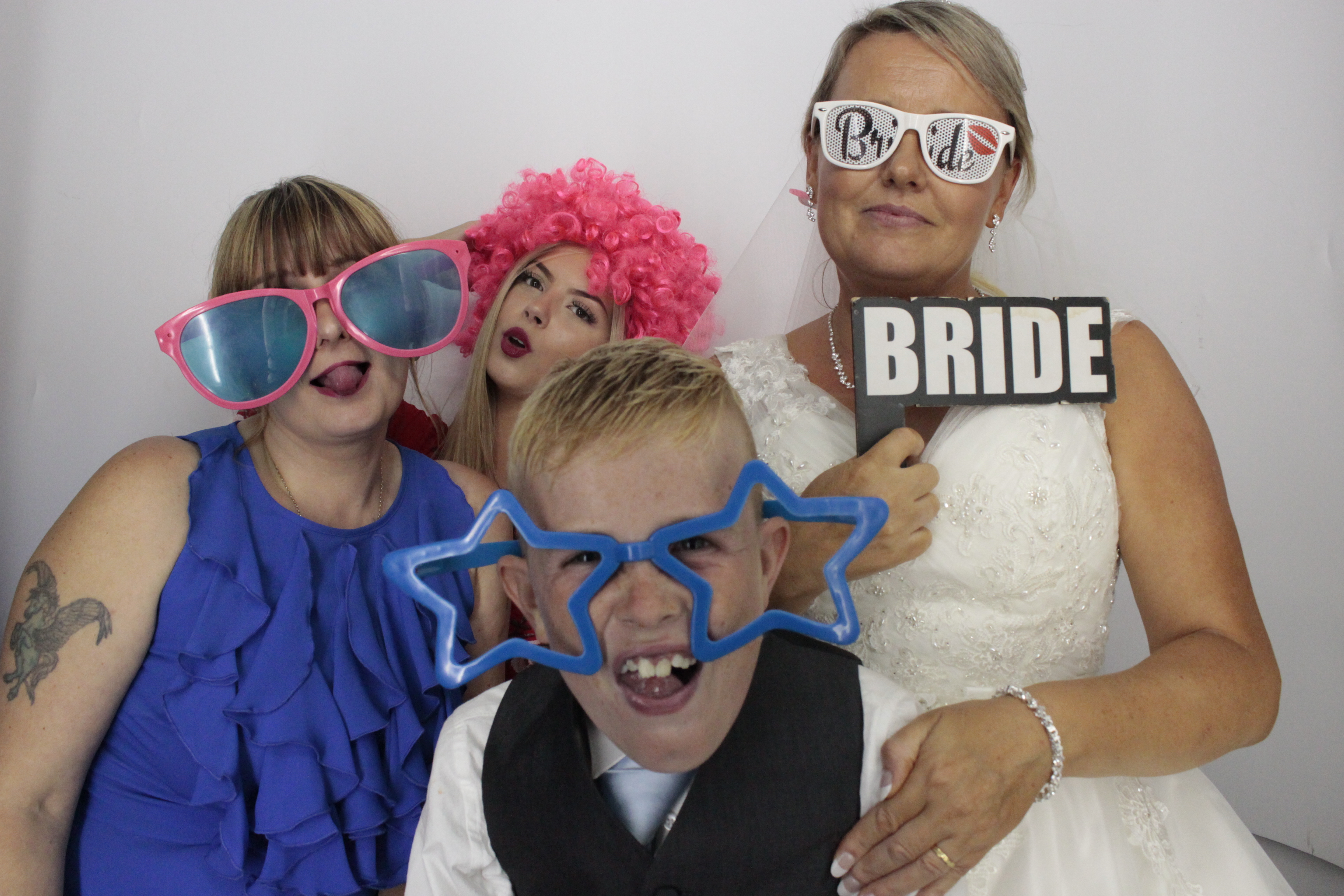 Richard & Karen's Wedding Reception | View more photos from the event at gallery.myphotoboothexperience.co.uk/u/MyPhotoBoothExperienceLtd/Richard-Karens-Wedding-Reception